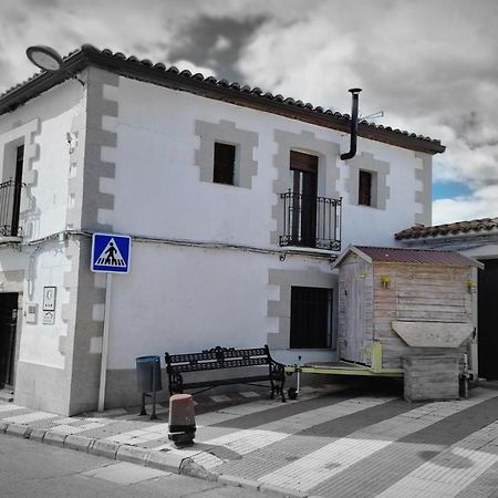 Casa Rural La Cruz Эль-Гордо Экстерьер фото